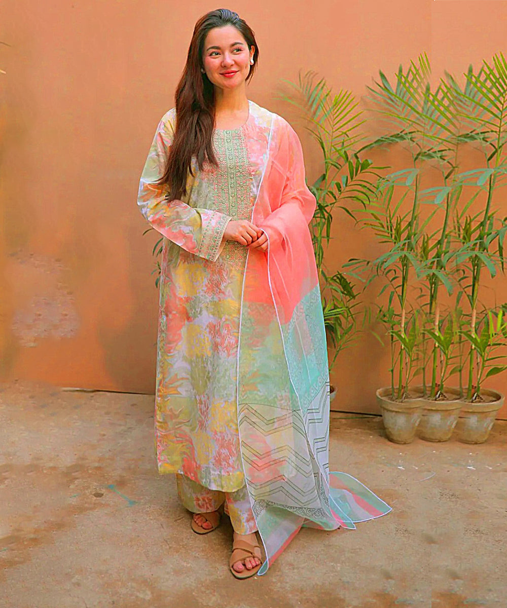3PC-Printed Lawn Shirt With Voile Printed Dupatta-1552