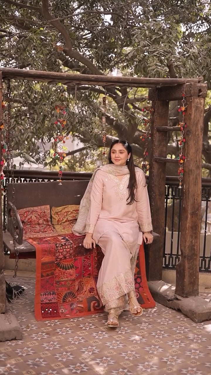 Lawn-3PC Embroidered Shirt with Organza Digital Printed Dupatta-5206