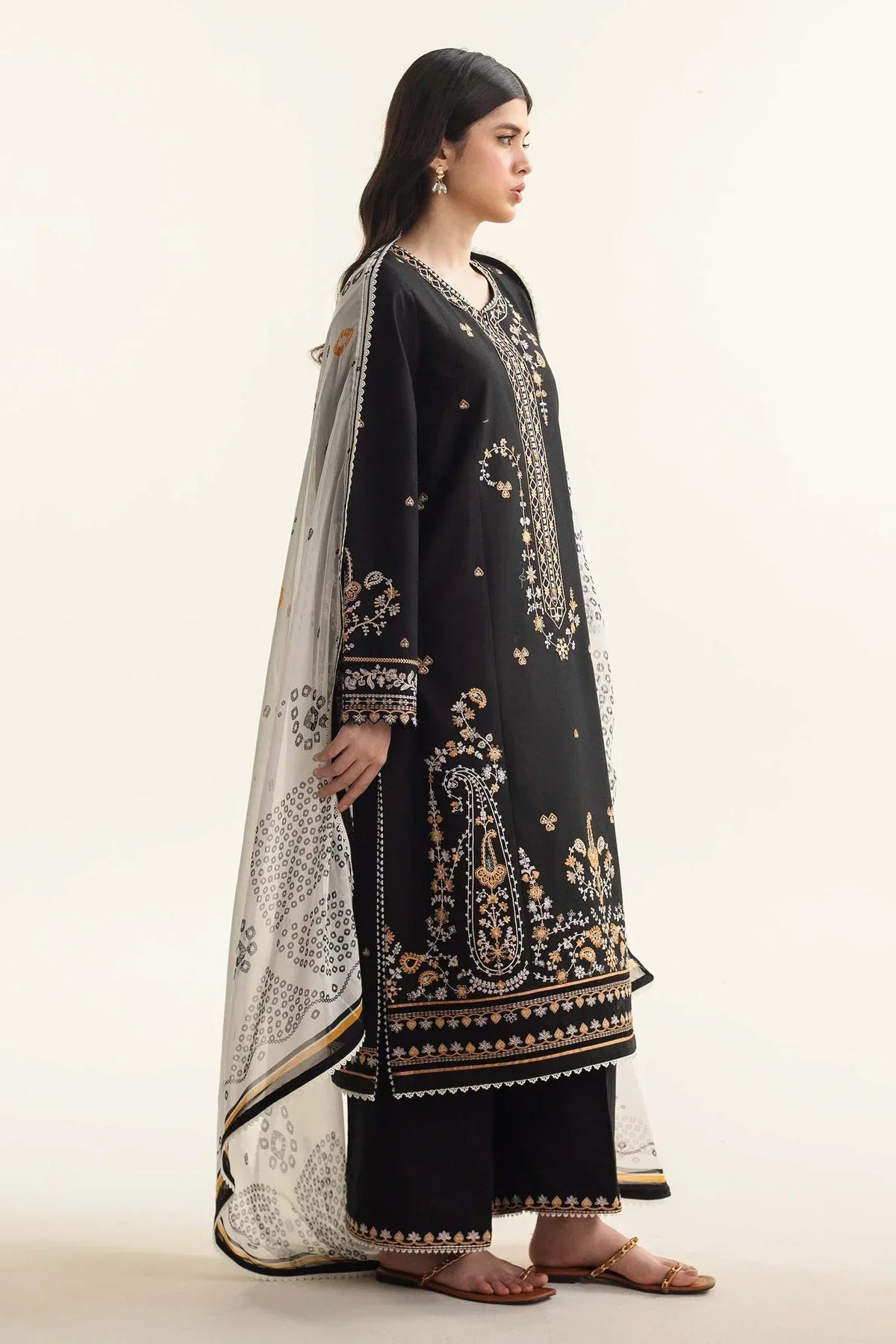 ZARA SHAHJAJAN 3PC Lawn Embroidered Shirt With Printed Dupatta-490