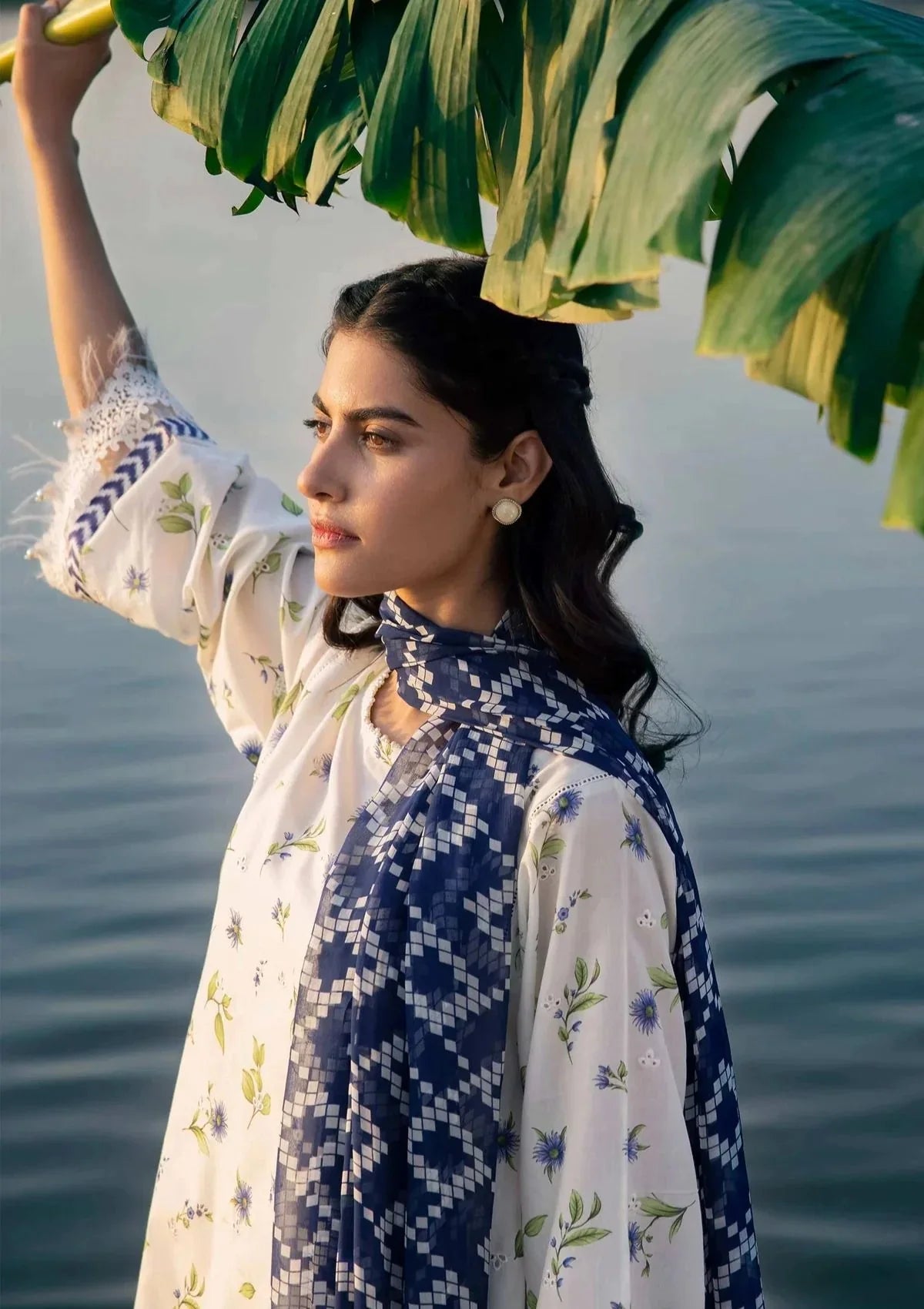 MARIA B 3PC KARANDI PRINTED SHIRT WITH KARANDI PRINTED DUAPTTA AND TROUSER-814