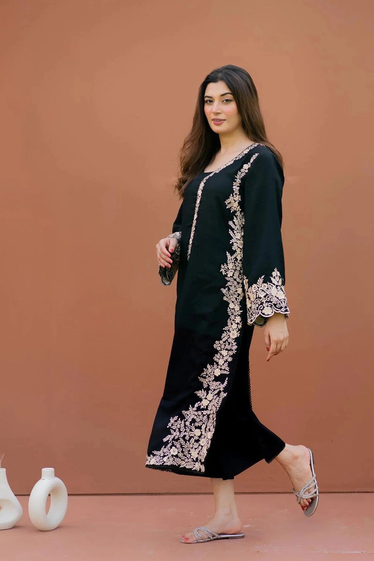 Dhanak-2PC Embroidered Suit - 670