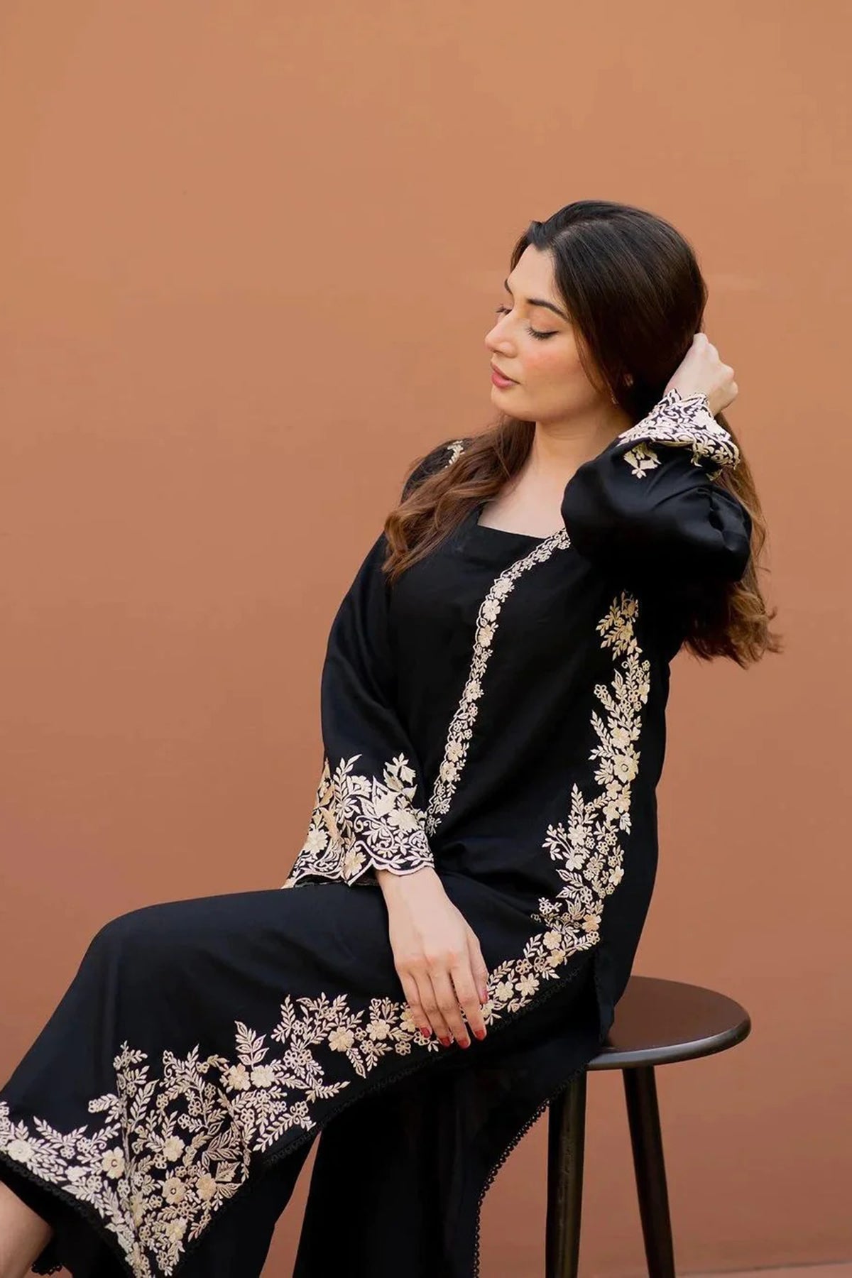 Dhanak-2PC Embroidered Suit - 670