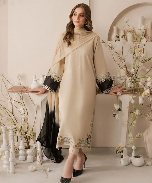 Lawn-3PC Embroidered Shirt with Chiffon Tie and Dye Dupatta- 5095