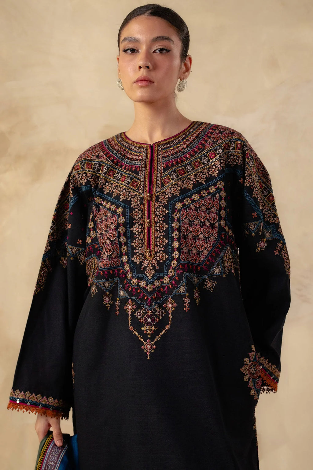 Dhanak 3PC Embroidered-652