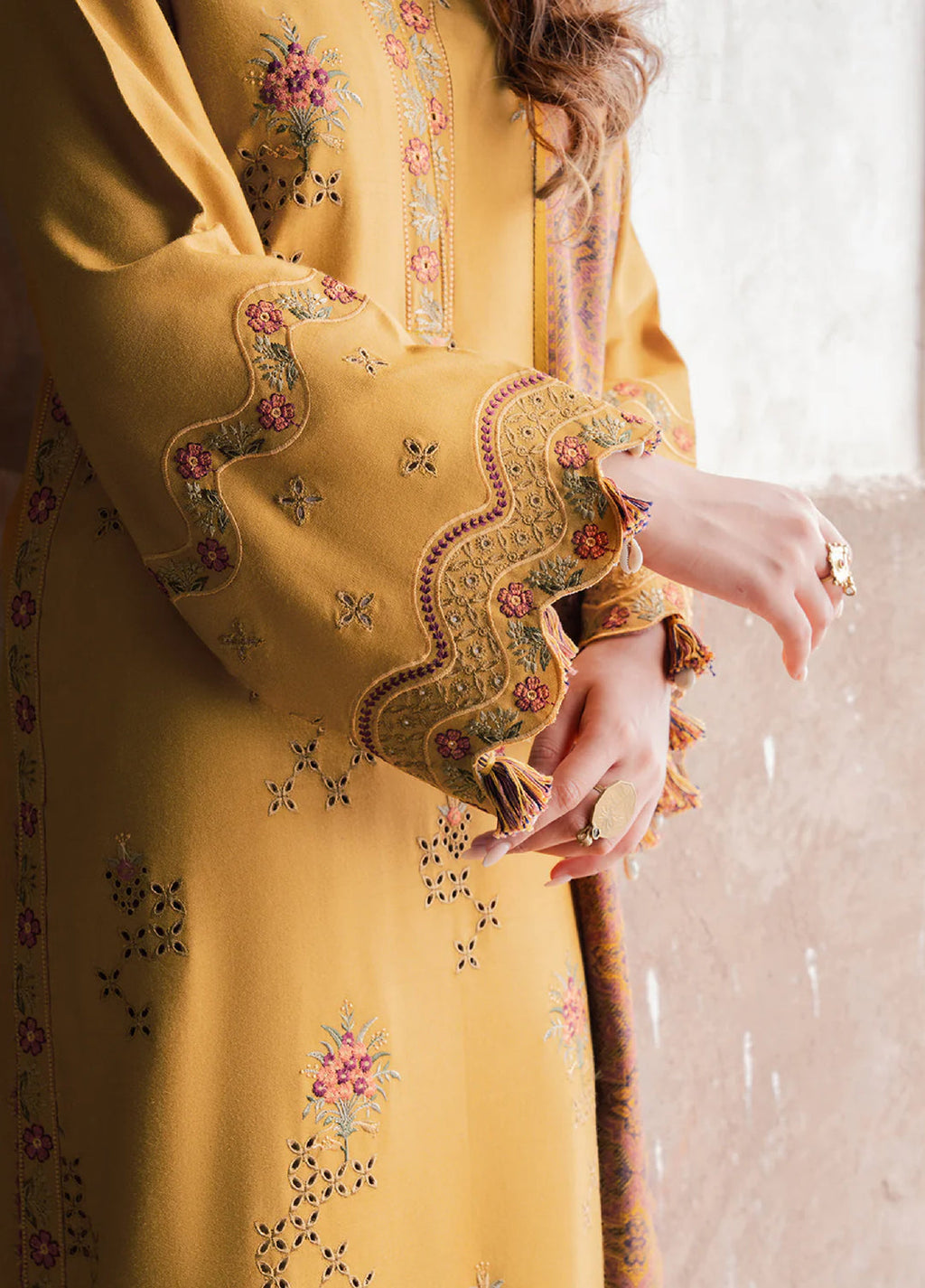 Lawn-3PC Chikankari Embroidered With Digital Printed Jacquard Dupatta-5044