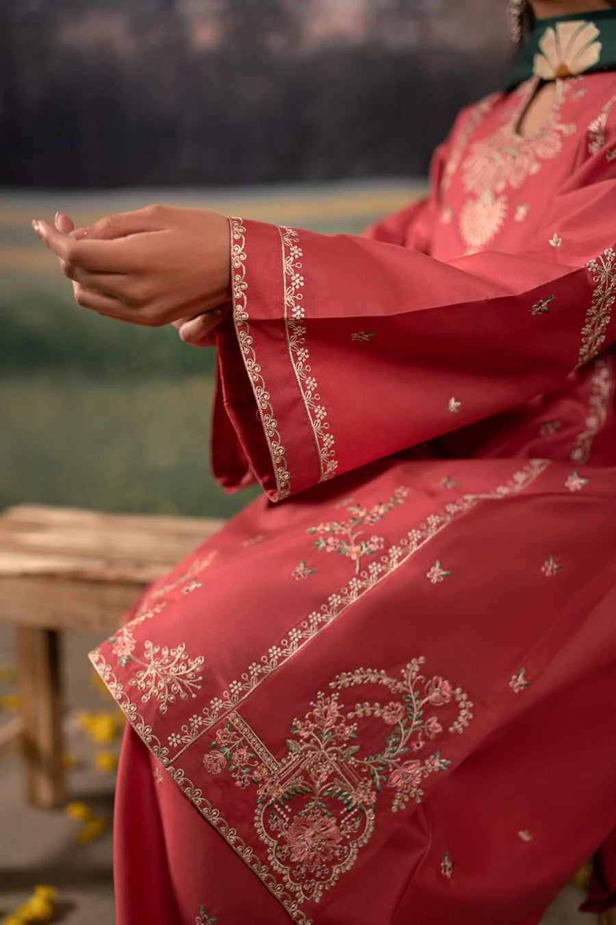Lawn 3PC Embroidered with Digital Printed Jacquard Dupatta-5092
